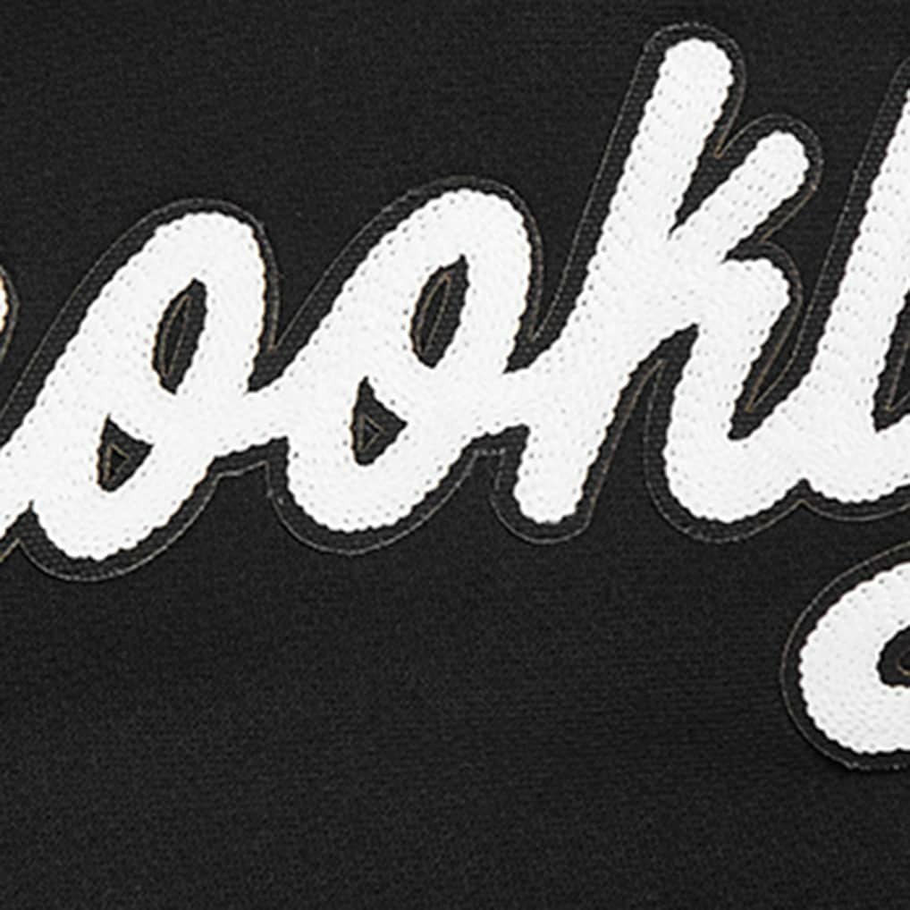 NBA - Brooklyn Nets Pro Standard Paint the City Drop Shoulder Sweatshirt - Black