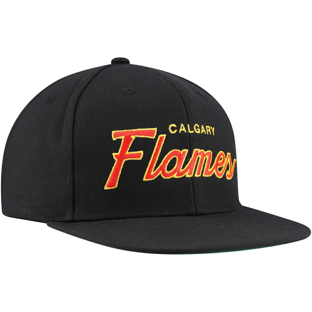 Calgary Flames - Mitchell & Ness Core Team Script 2.0 Snapback Hat Black