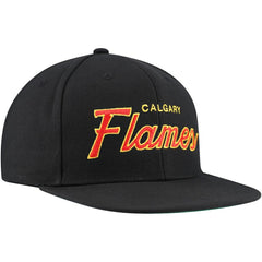 Calgary Flames - Mitchell & Ness Core Team Script 2.0 Snapback Hat Black
