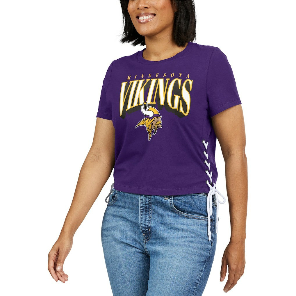 Minnesota Vikings WEAR by Erin Andrews Women's Lace Up Side Modest Cropped T-Shirt Purple - NFL