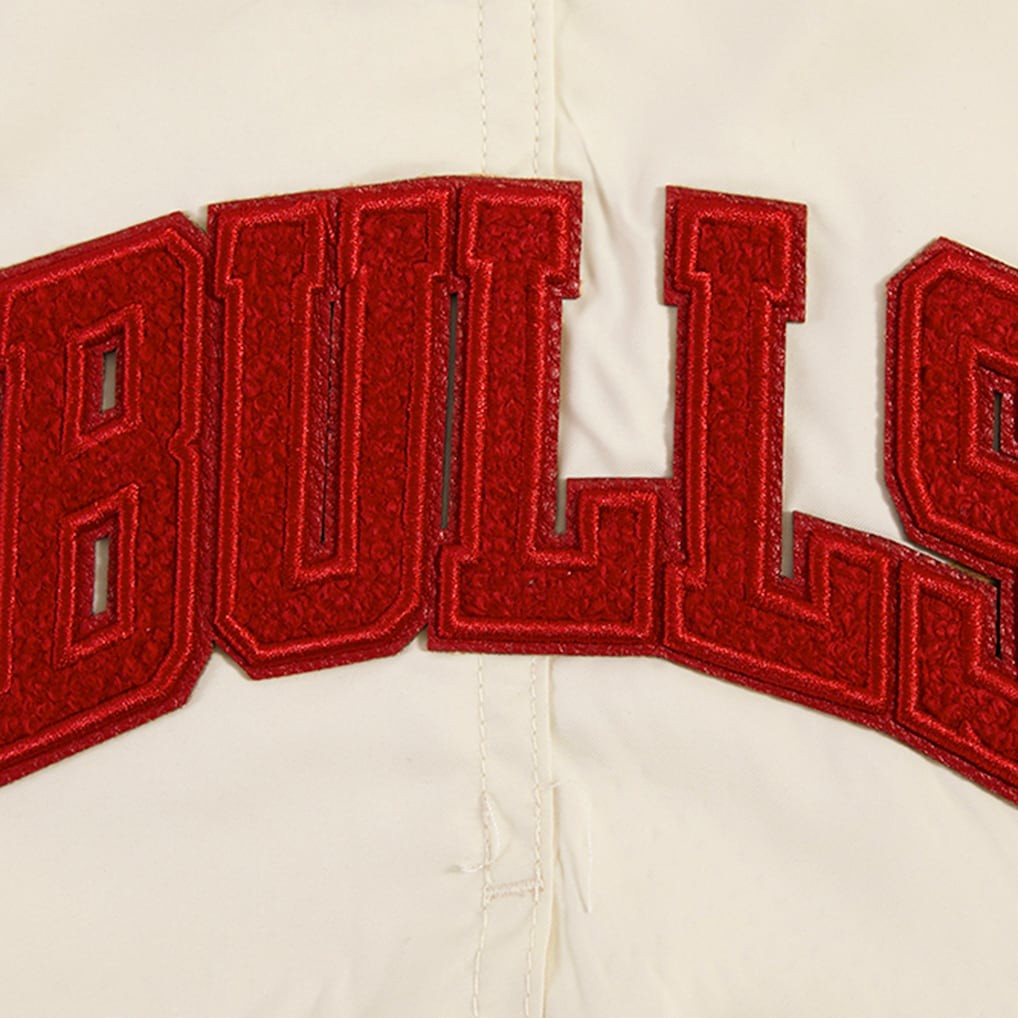 NBA - Chicago Bulls Pro Standard Triple Tonal Woven Shorts - Cream
