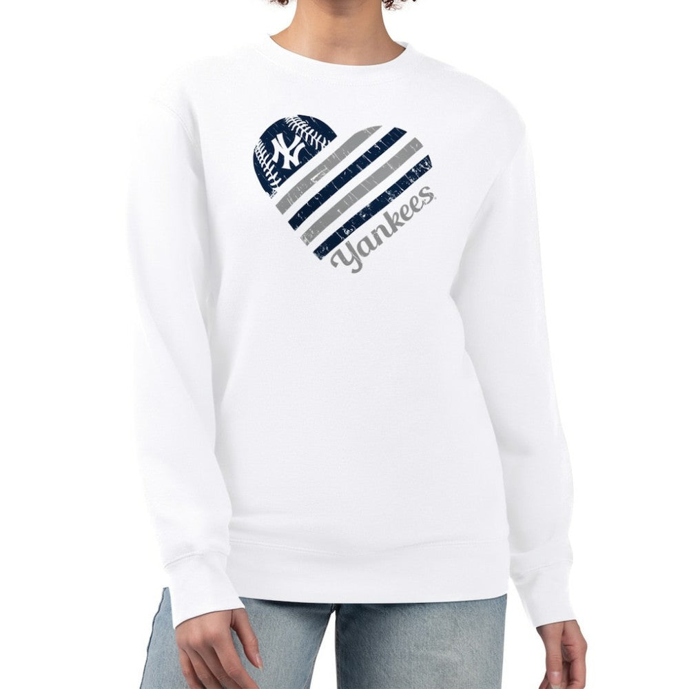 New York Yankees G-III 4Her by Carl Banks Women's Heart Logo Fleece Pullover Sweatshirt Lifestyle