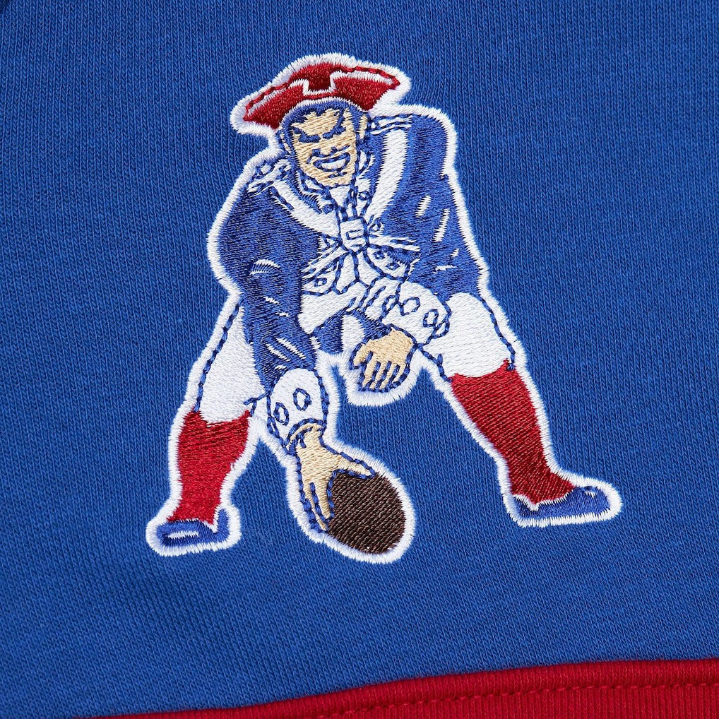 New England Patriots Vintage Logo Head Coach Fleece Pullover Hoodie Royal - NFL