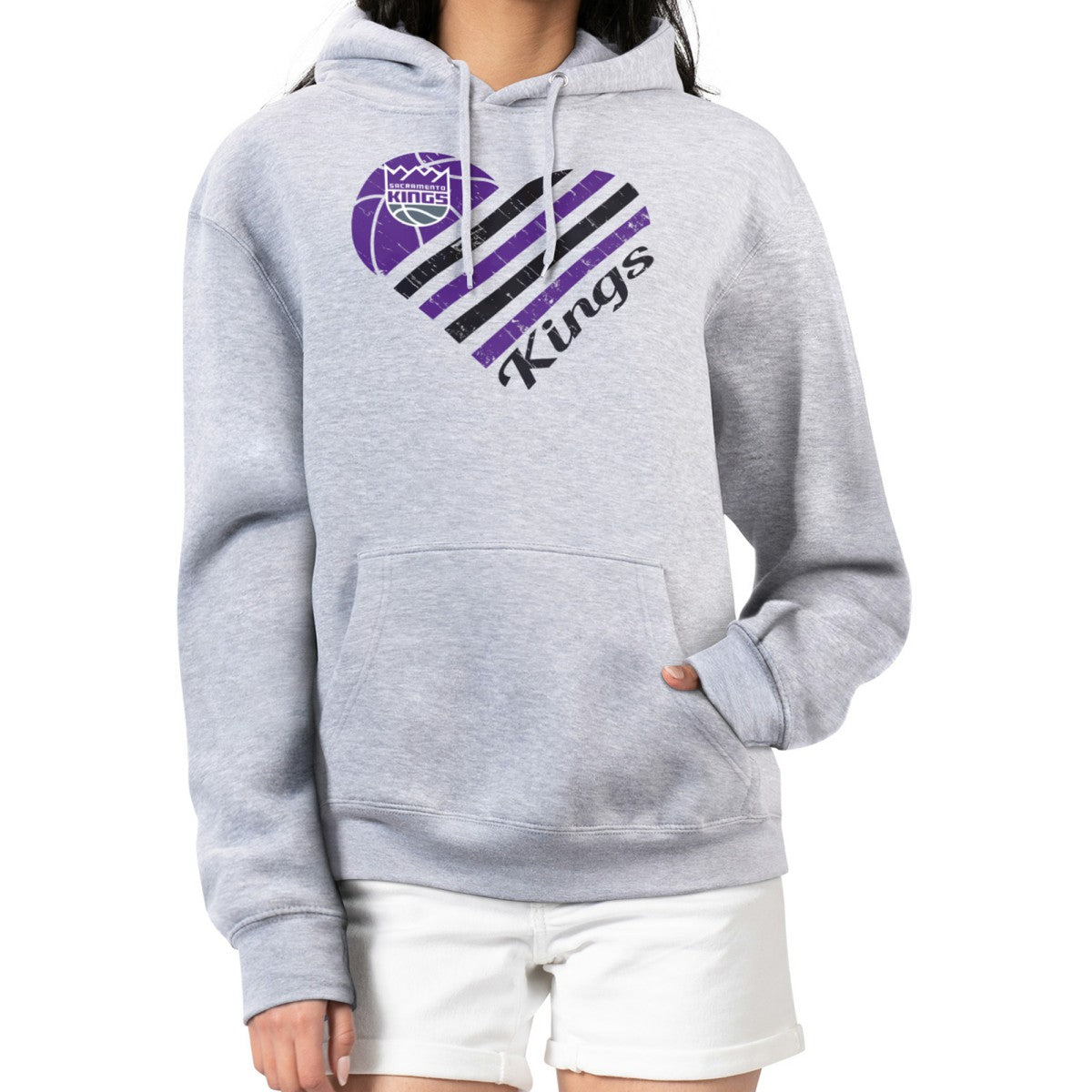 NBA - Sacramento Kings G-III 4Her by Carl Banks Women's Heart Pullover Hoodie - Heather Gray