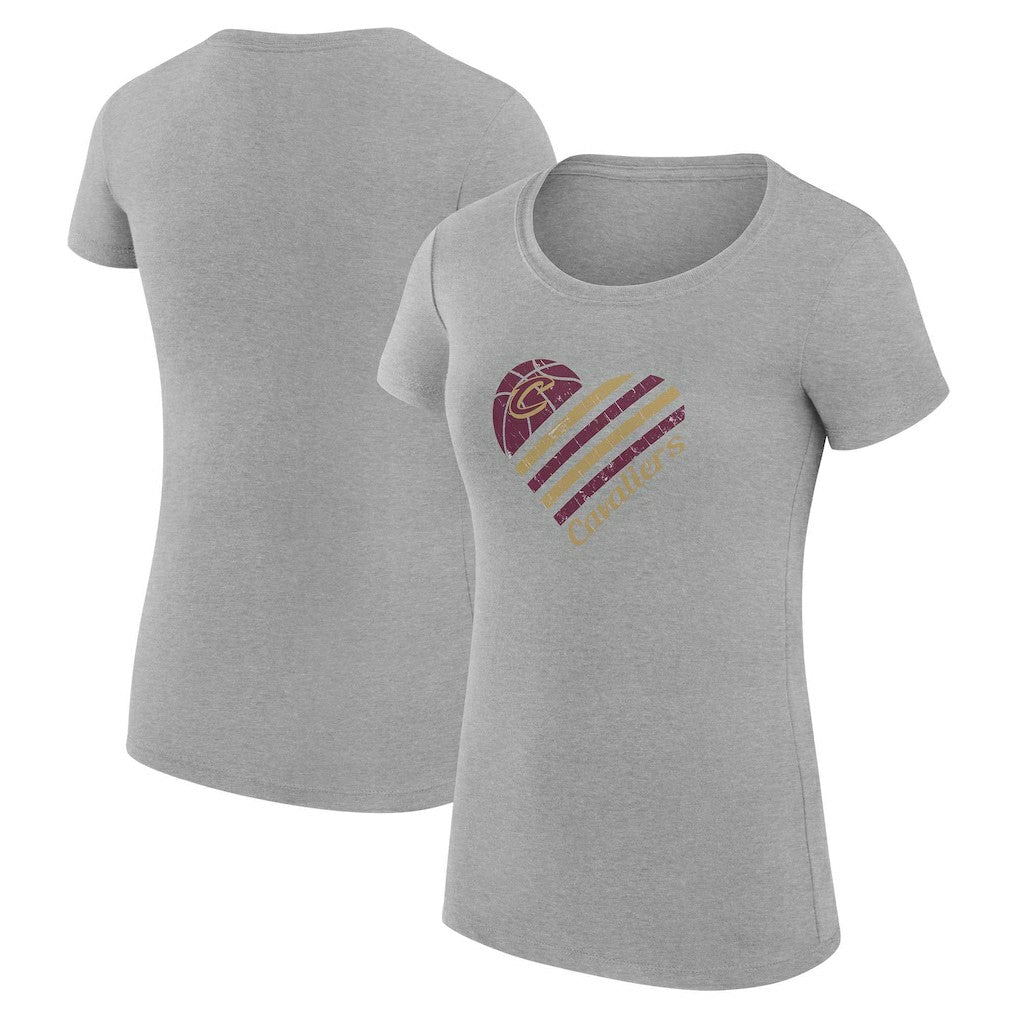 NBA - Cleveland Cavaliers G-III 4Her by Carl Banks Women's Super-Slim Fit Lightweight Heart T-Shirt - Heather Gray