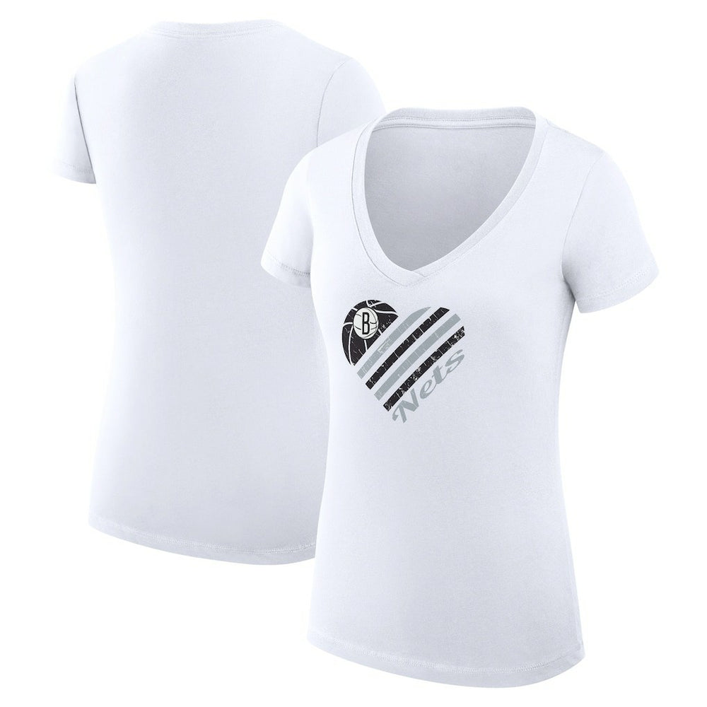 NBA - Brooklyn Nets G-III 4Her by Carl Banks Women's Super-Slim Fit Lightweight Heart V-Neck T-Shirt - White