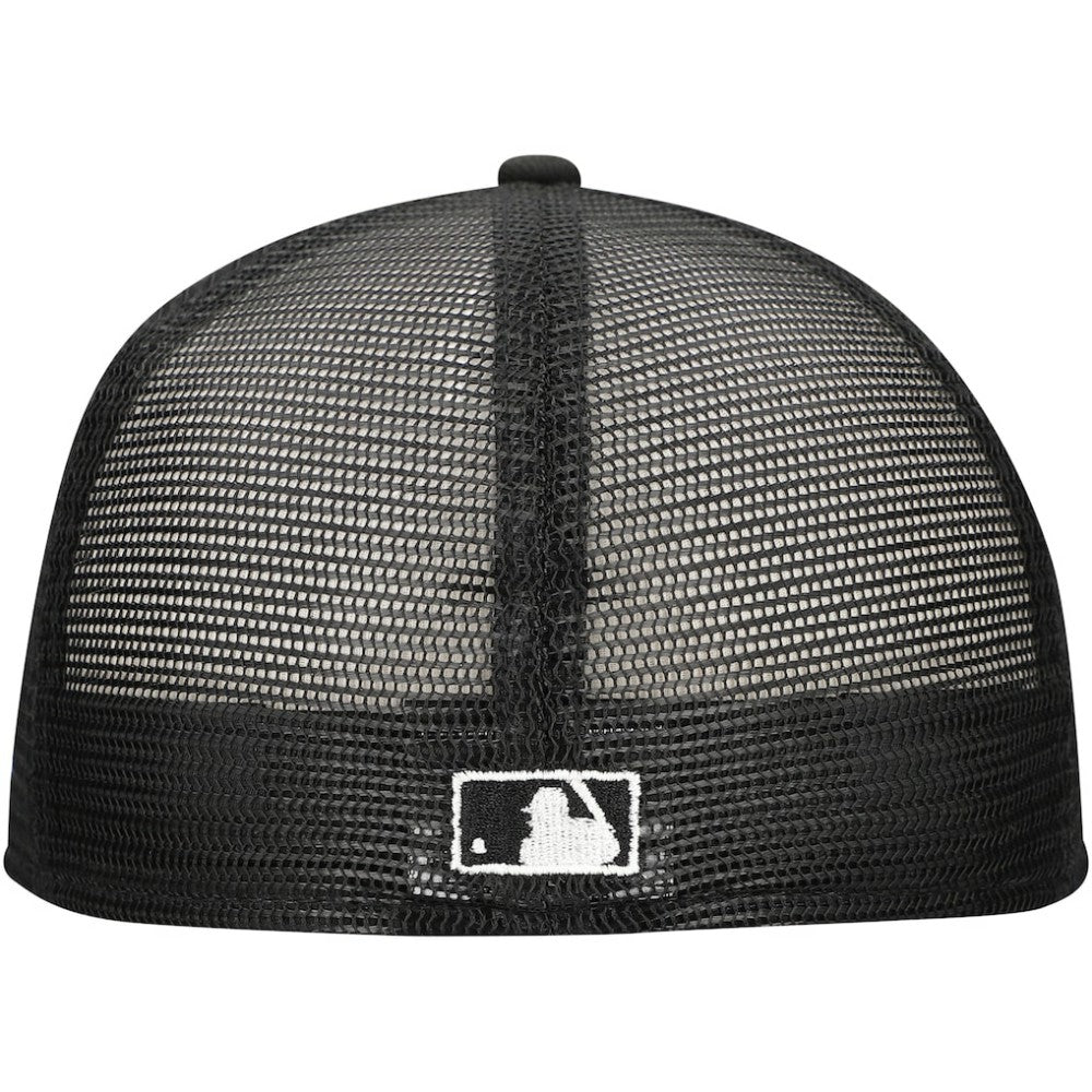 Atlanta Braves New Era 59FIFTY Trucker Fitted Hat Lifestyle
