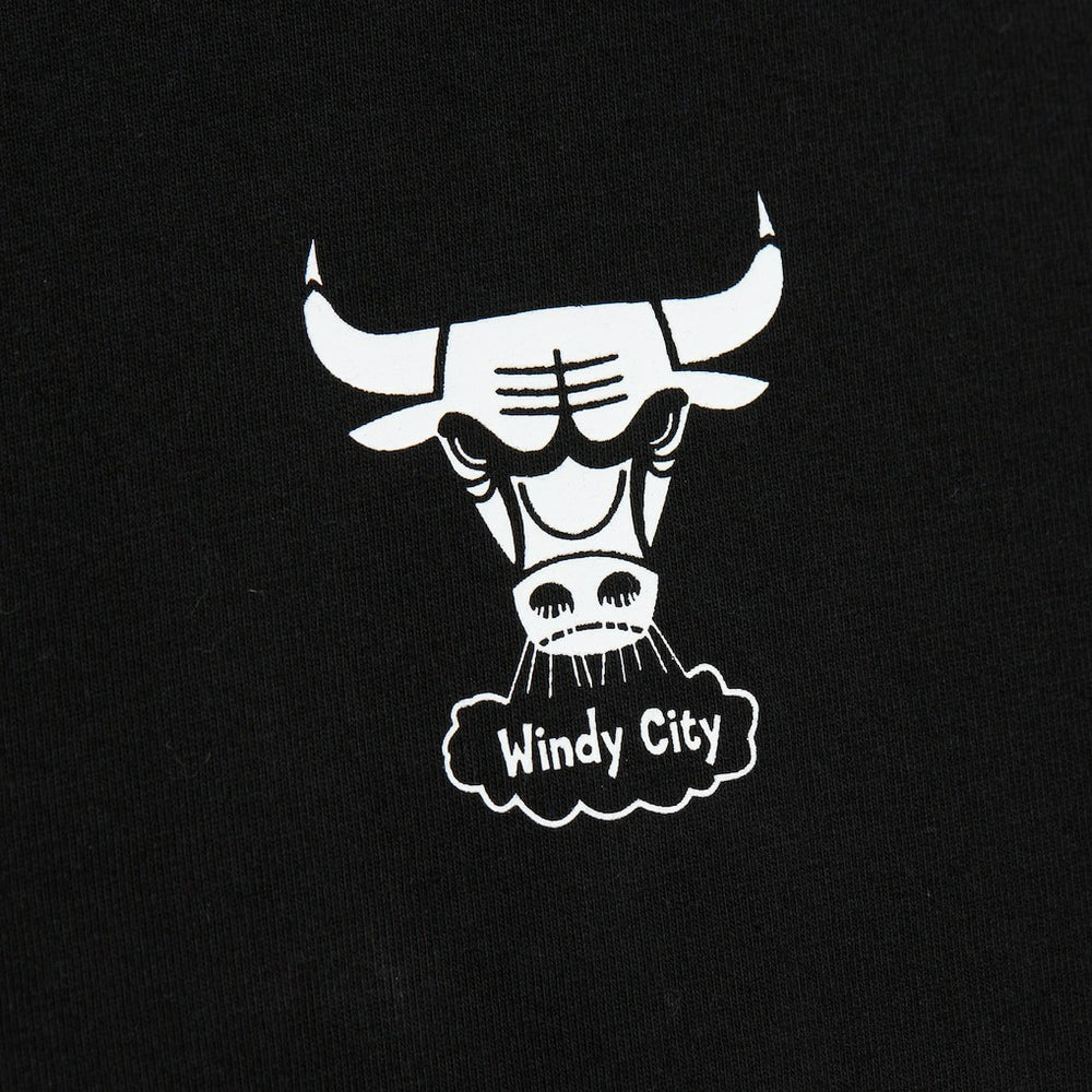 Mitchell & Ness - Chicago Bulls Hardwood Classics Contrast 2K Graphic T-Shirt - Black