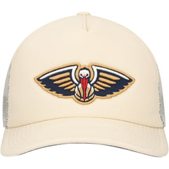 Mitchell & Ness - New Orleans Pelicans Trucker Adjustable Hat - Cream