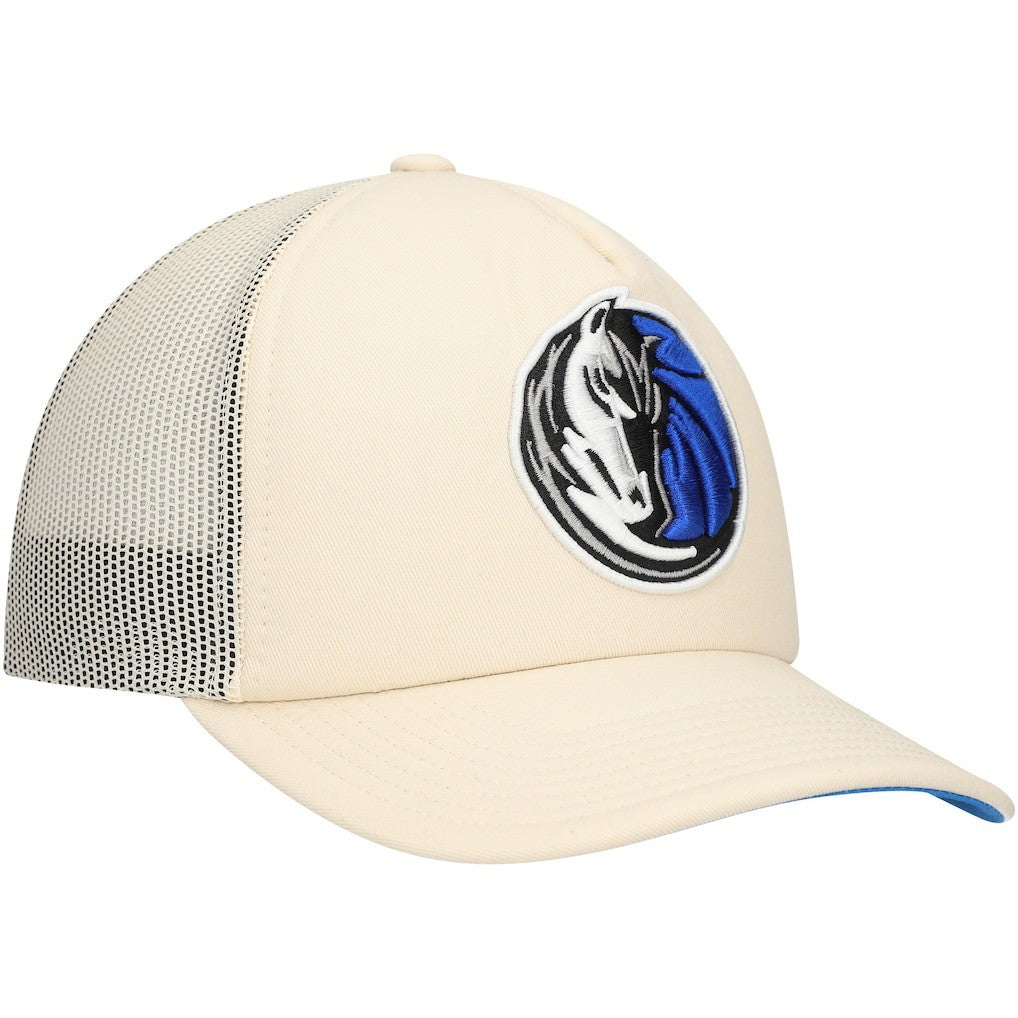 Mitchell & Ness - Dallas Mavericks Trucker Adjustable Hat - Cream