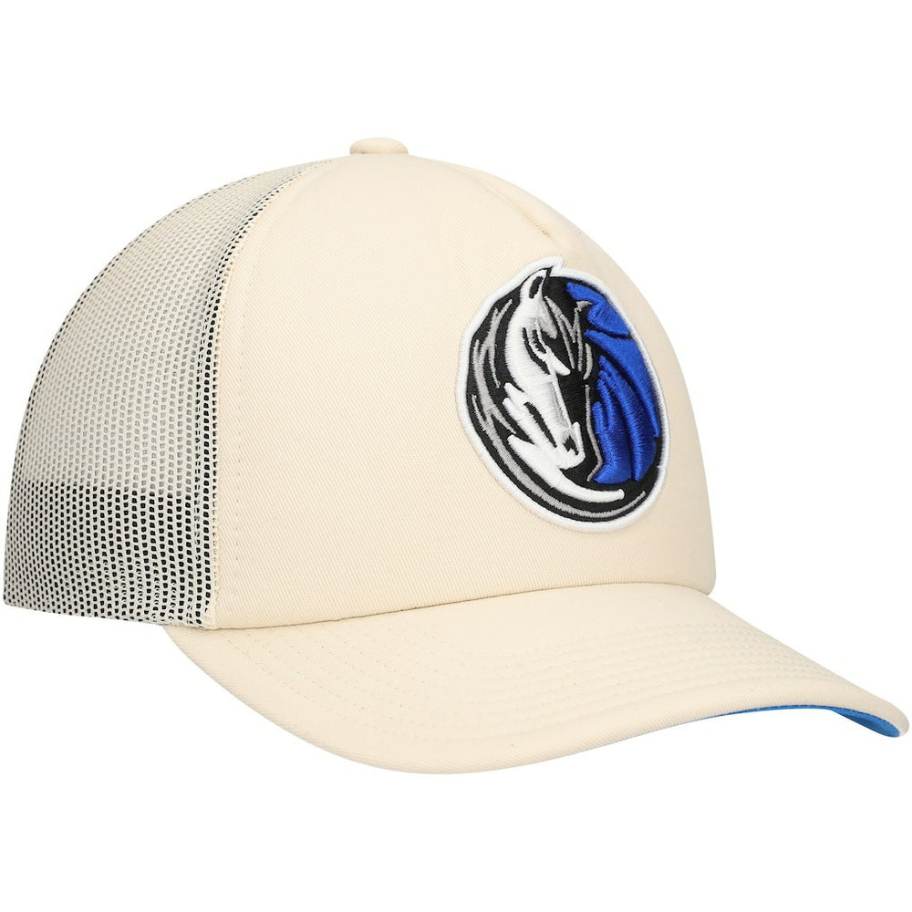 Mitchell & Ness - Dallas Mavericks Trucker Adjustable Hat - Cream