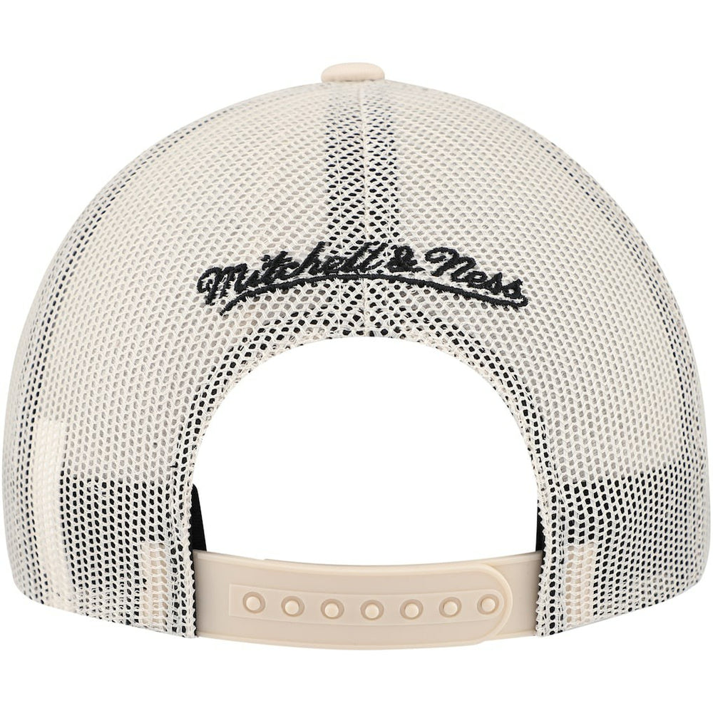 Mitchell & Ness - Chicago Bulls Trucker Adjustable Hat - Cream