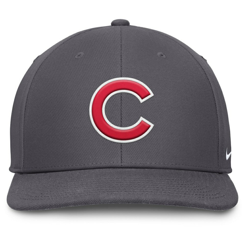 Chicago Cubs Nike Pro Performance Snapback Hat Lifestyle