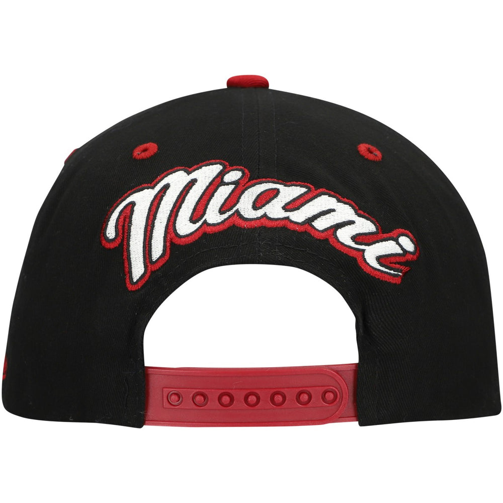 Mitchell & Ness - Miami Heat Backside Script Two-Tone Pro Crown Adjustable Hat - Black/Red