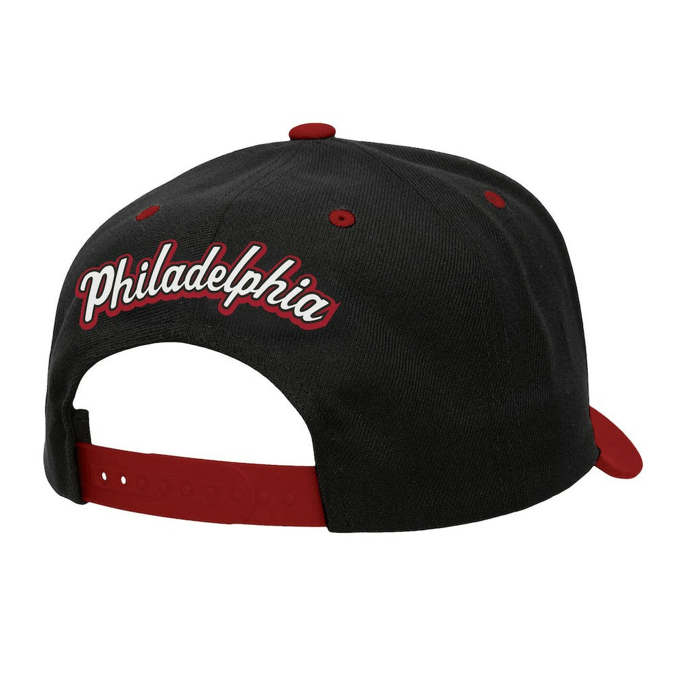 Mitchell & Ness - Philadelphia 76ers Backside Script 2-Tone Pro Crown Adjustable Hat - Black/Red