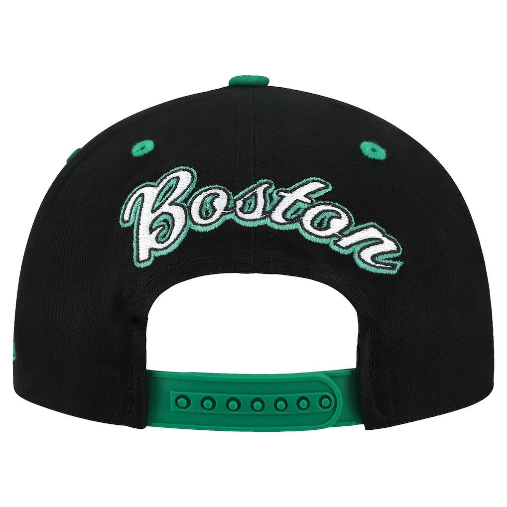 Mitchell & Ness - Boston Celtics Backside Script 2-Tone Pro Crown Adjustable Hat - Black/Kelly Green