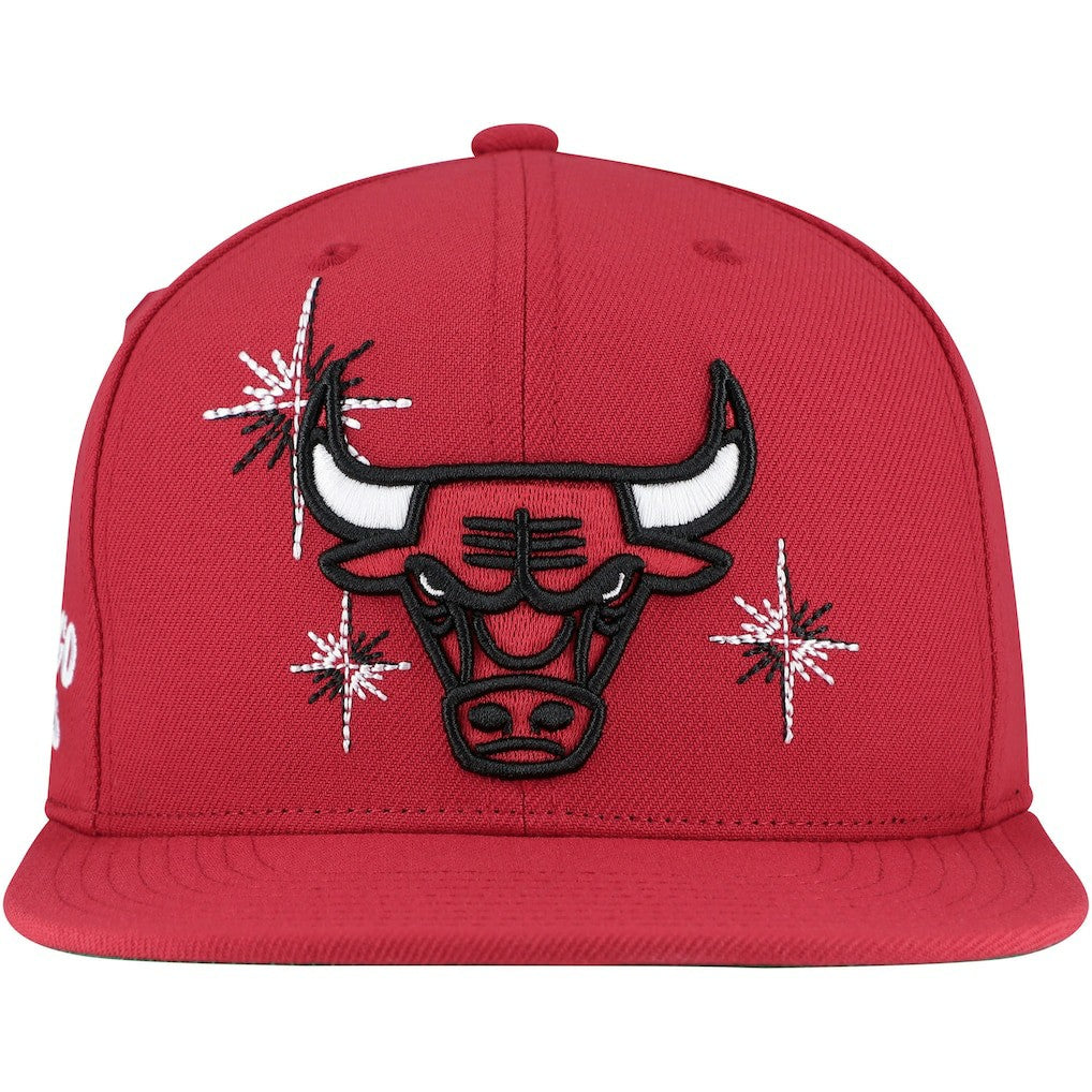 Mitchell & Ness - Chicago Bulls Starlight Snapback Hat - Red
