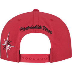 Mitchell & Ness - Chicago Bulls Starlight Snapback Hat - Red
