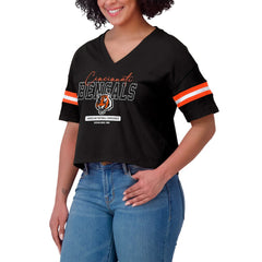Cincinnati Bengals WEAR by Erin Andrews Women's Color Block Boxy Modest Crop V-Neck T-Shirt Black - NFL
