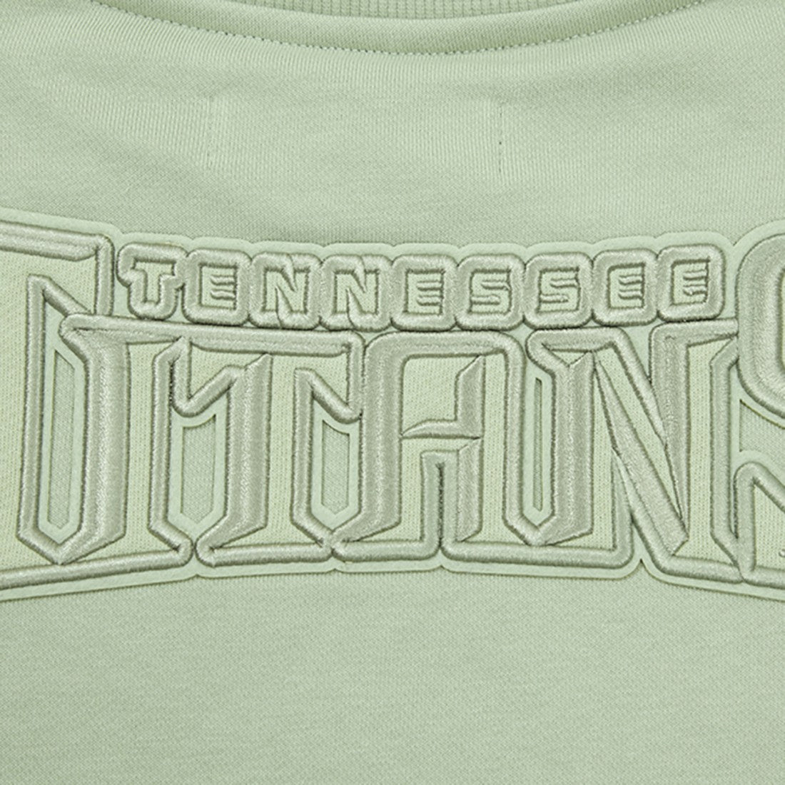 Tennessee Titans Pro Standard Women's Oversized Cropped Neutral Pullover Sweatshirt Light Green - NFL