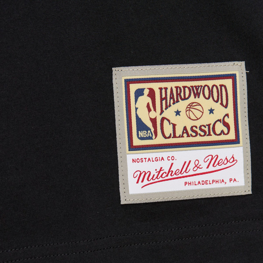 Mitchell & Ness - Clyde Drexler Portland Trail Blazers Premium Nickname T-Shirt - Black