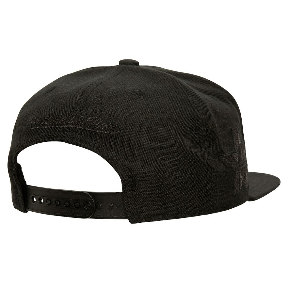 Philadelphia Flyers - Mitchell & Ness Soul Strike Pearl Tonal Snapback Hat Black