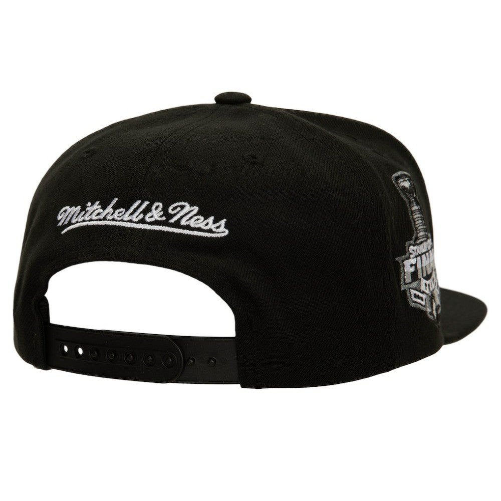Los Angeles Kings - Mitchell & Ness Core Top Spot Snapback Hat Black
