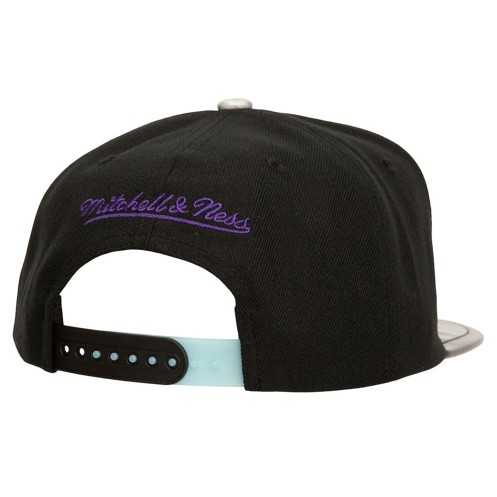 Mitchell & Ness - Chicago Bulls Day 11 Snapback Hat - Black