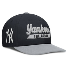New York Yankees Nike Pro Performance Snapback Hat Lifestyle