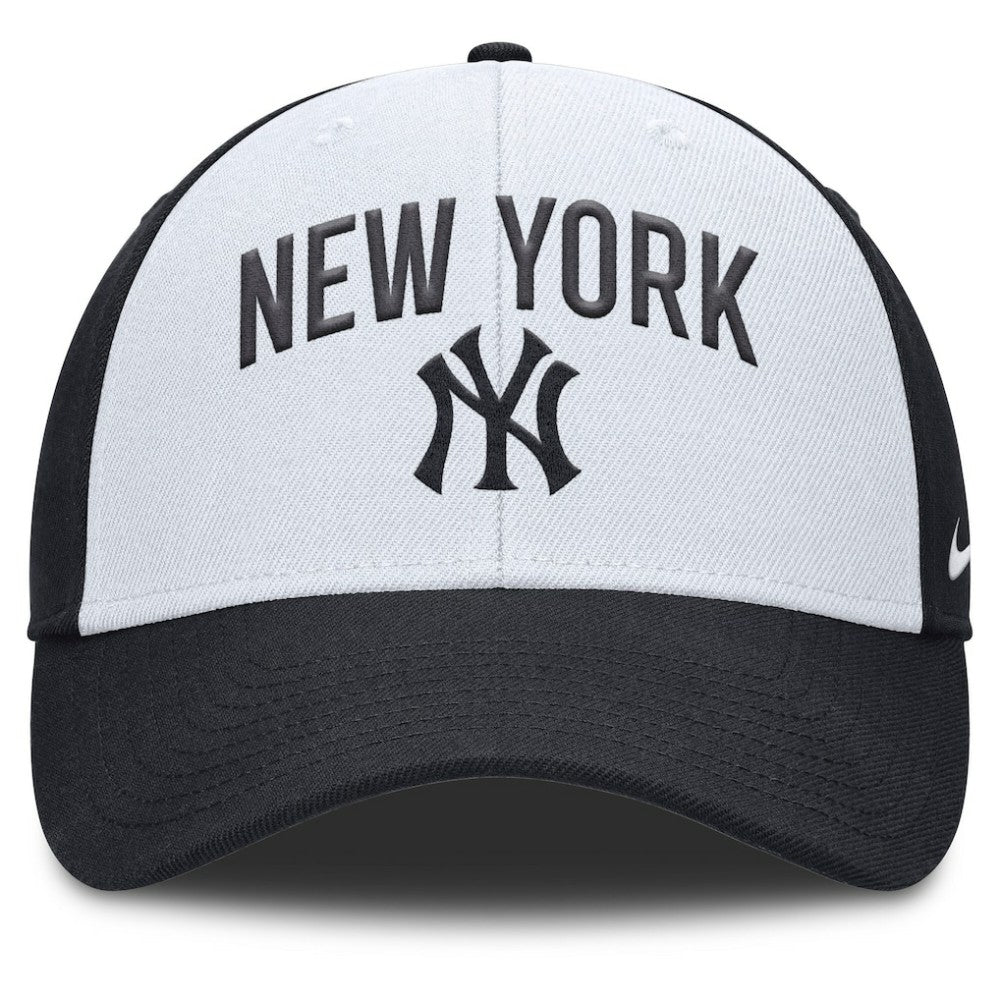 New York Yankees Nike Club Performance Adjustable Hat On Sale