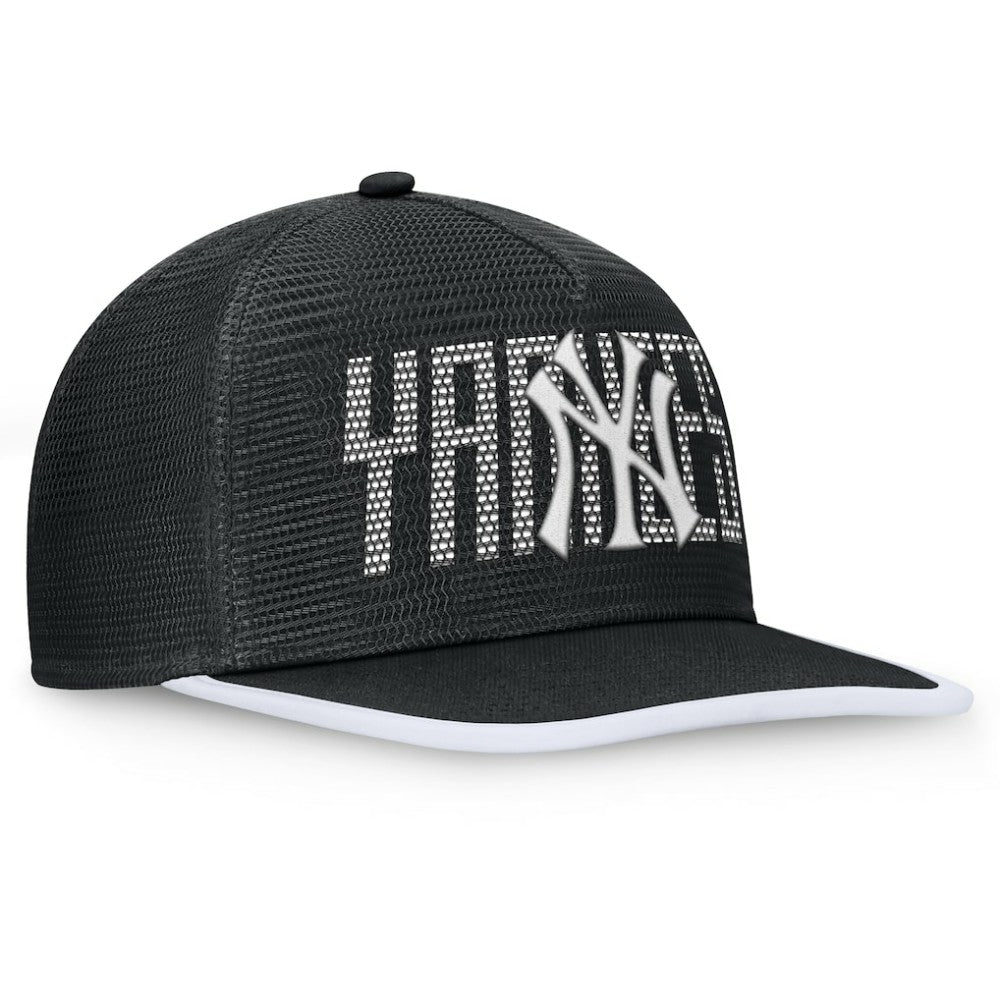 New York Yankees Fanatics Let's Glow Line Drive Snapback Hat Lifestyle