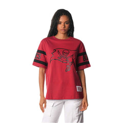 Tampa Bay Buccaneers The Wild Collective Women's Drop Shoulder T-Shirt Red - NFL