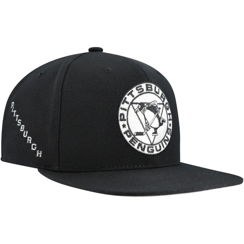 Pittsburgh Penguins Mitchell & Ness Team Snapback Hat Black