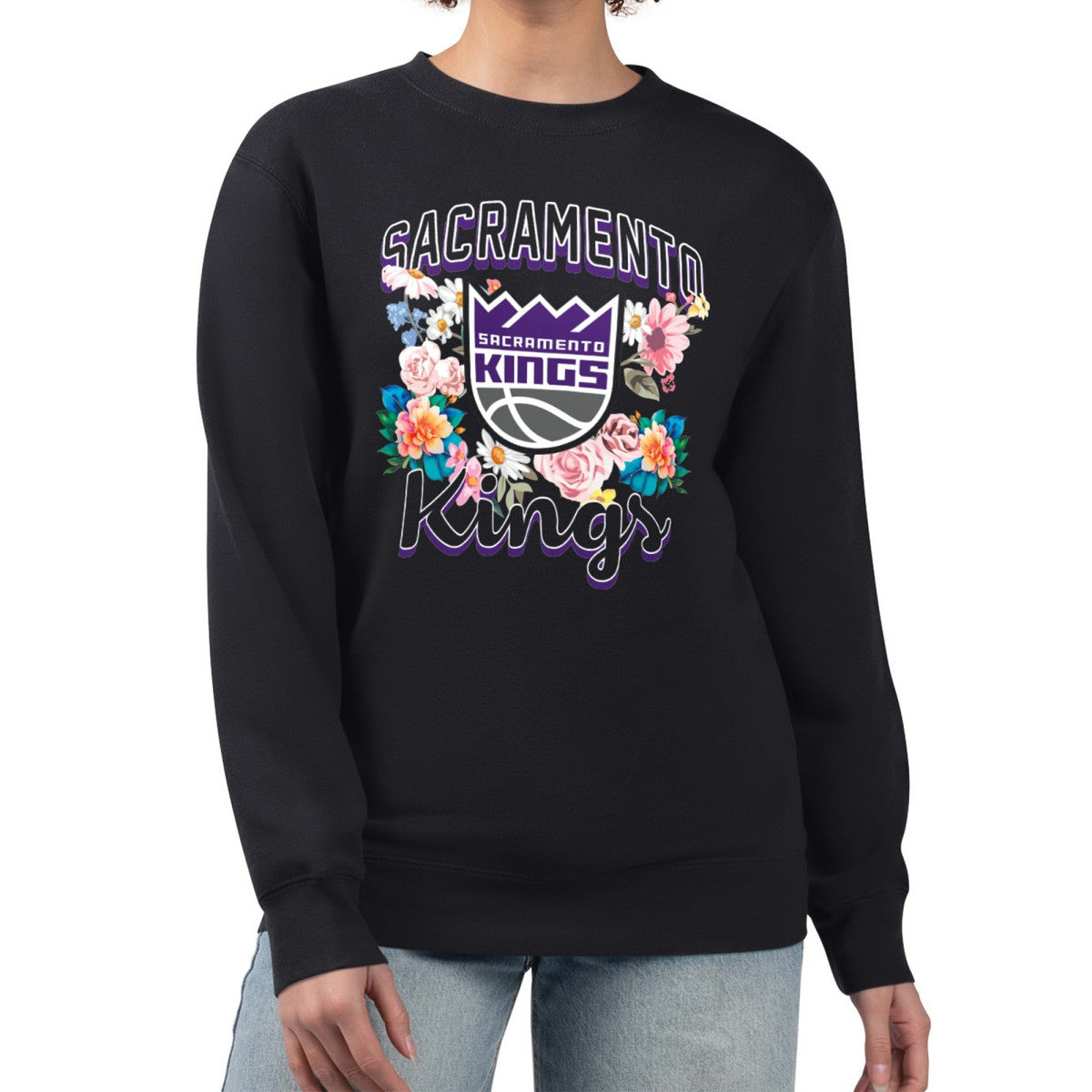 NBA - Sacramento Kings G-III 4Her by Carl Banks Women's Flowers Team Logo Graphic Fleece Crewneck Pullover Sweatshirt - Black