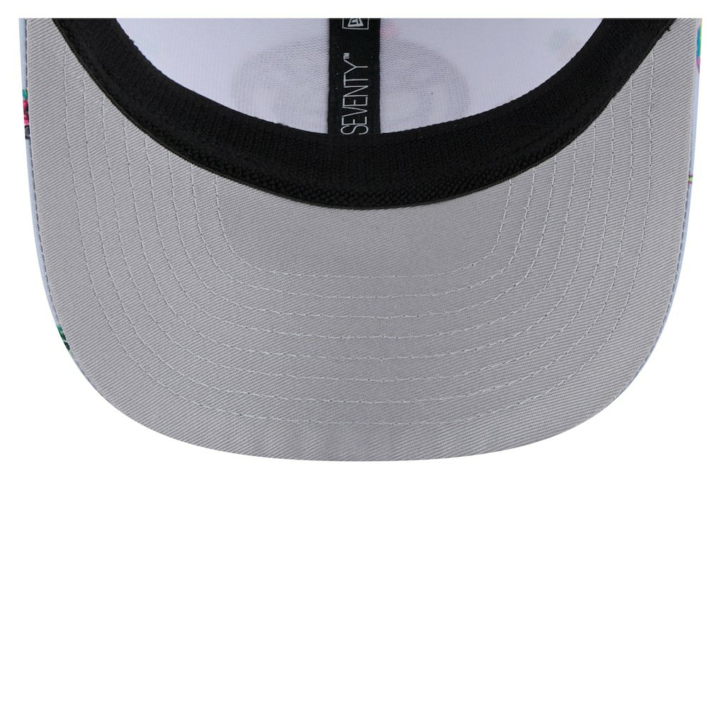 New Era - Brooklyn Nets Adventure Aloha Pattern 9SEVENTY Stretch-Snap Hat - Light Blue/Gray