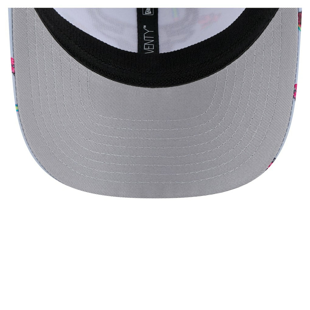 New Era - Chicago Bulls Adventure Aloha Pattern 9SEVENTY Stretch-Snap Hat - Light Blue/Gray