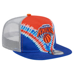 New Era - New York Knicks Throwback Dye Golfer Snapback Hat - Blue/Orange