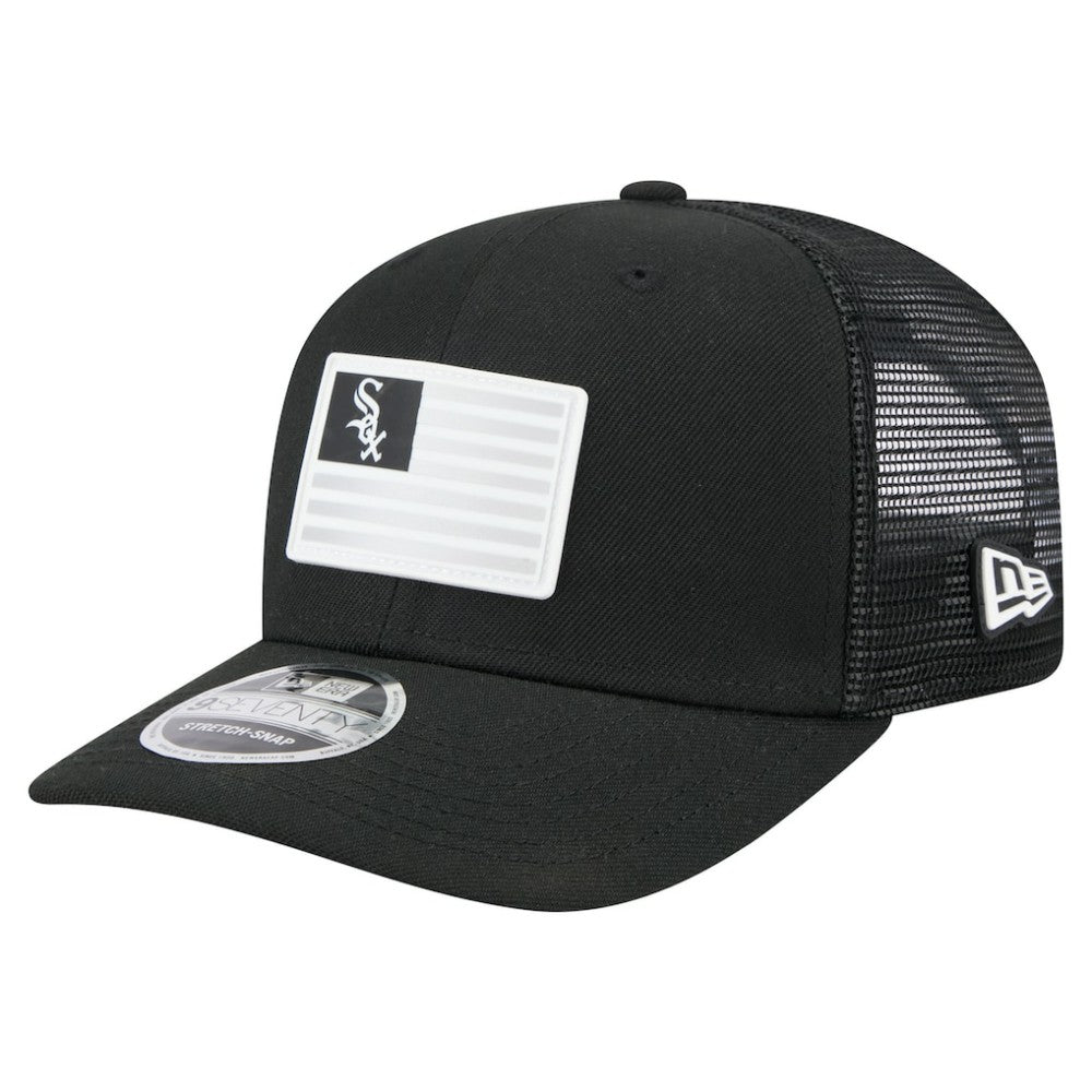 Chicago White Sox New Era Flag 9SEVENTY Stretch-Snap Hat Lifestyle