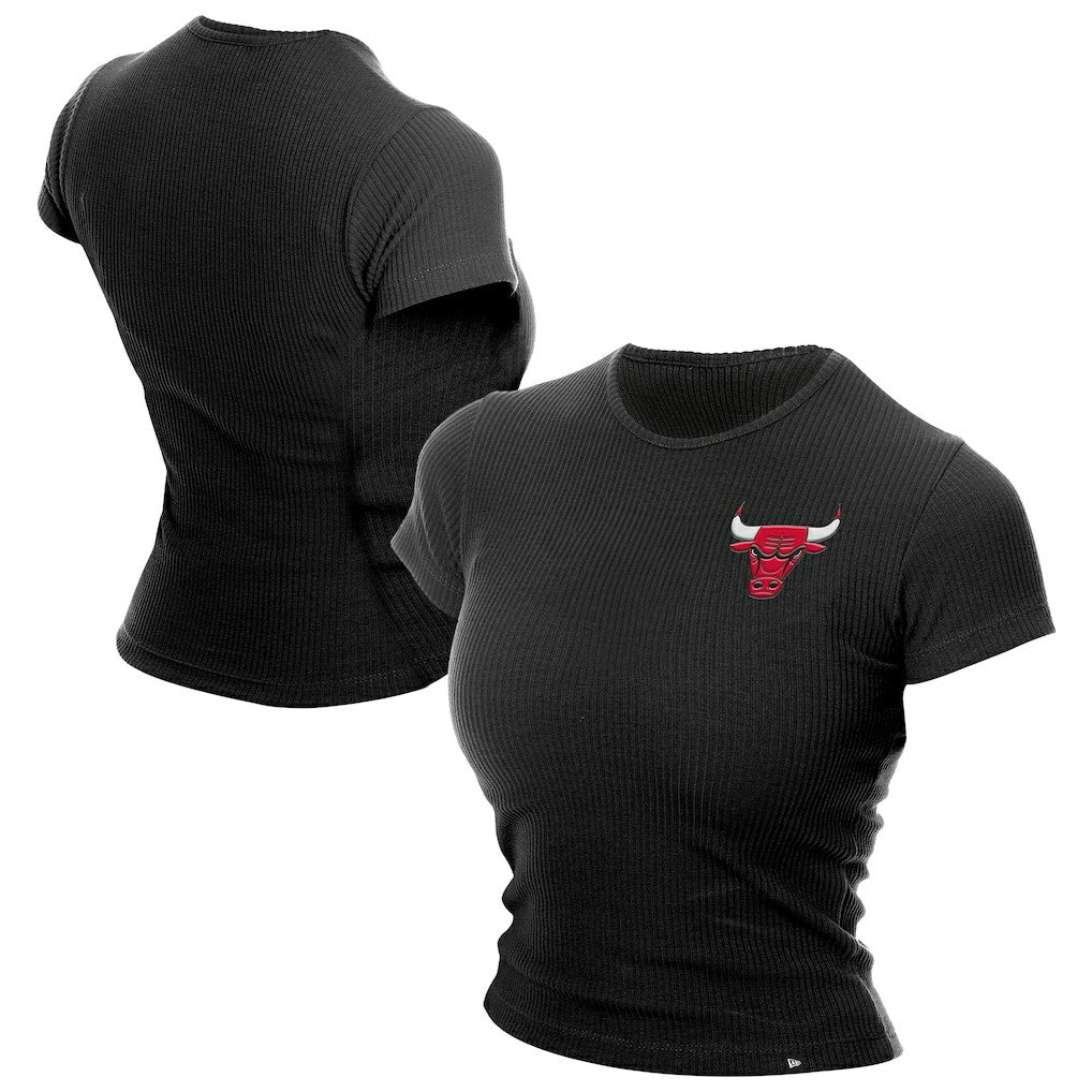 New Era - Chicago Bulls Women's Leisure Collection Baby Doll Cropped T-Shirt - Black