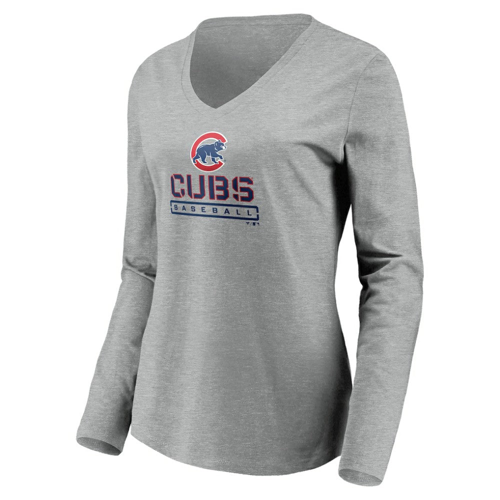 Chicago Cubs Women's Evanston Stencil Long Sleeve V-Neck T-Shirt Lifestyle