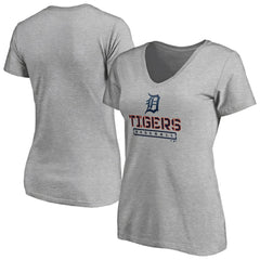 Detroit Tigers Women's Evanston Stencil V-Neck T-Shirt Lifestyle