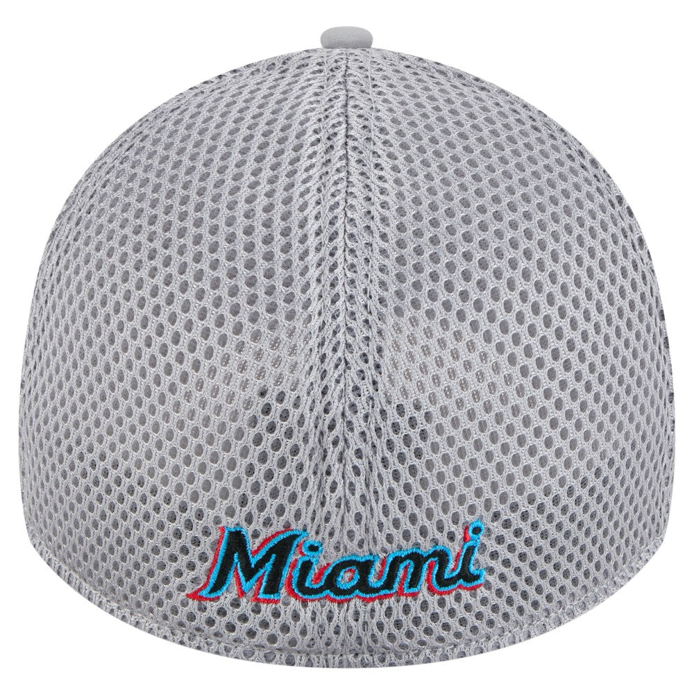 Miami Marlins New Era Linear 39THIRTY Flex Hat Lifestyle