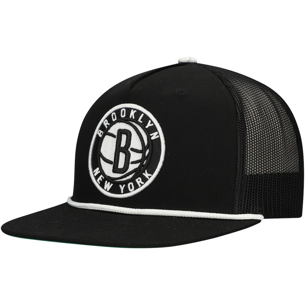Mitchell & Ness - Brooklyn Nets Roper Trucker Snapback Hat - Black
