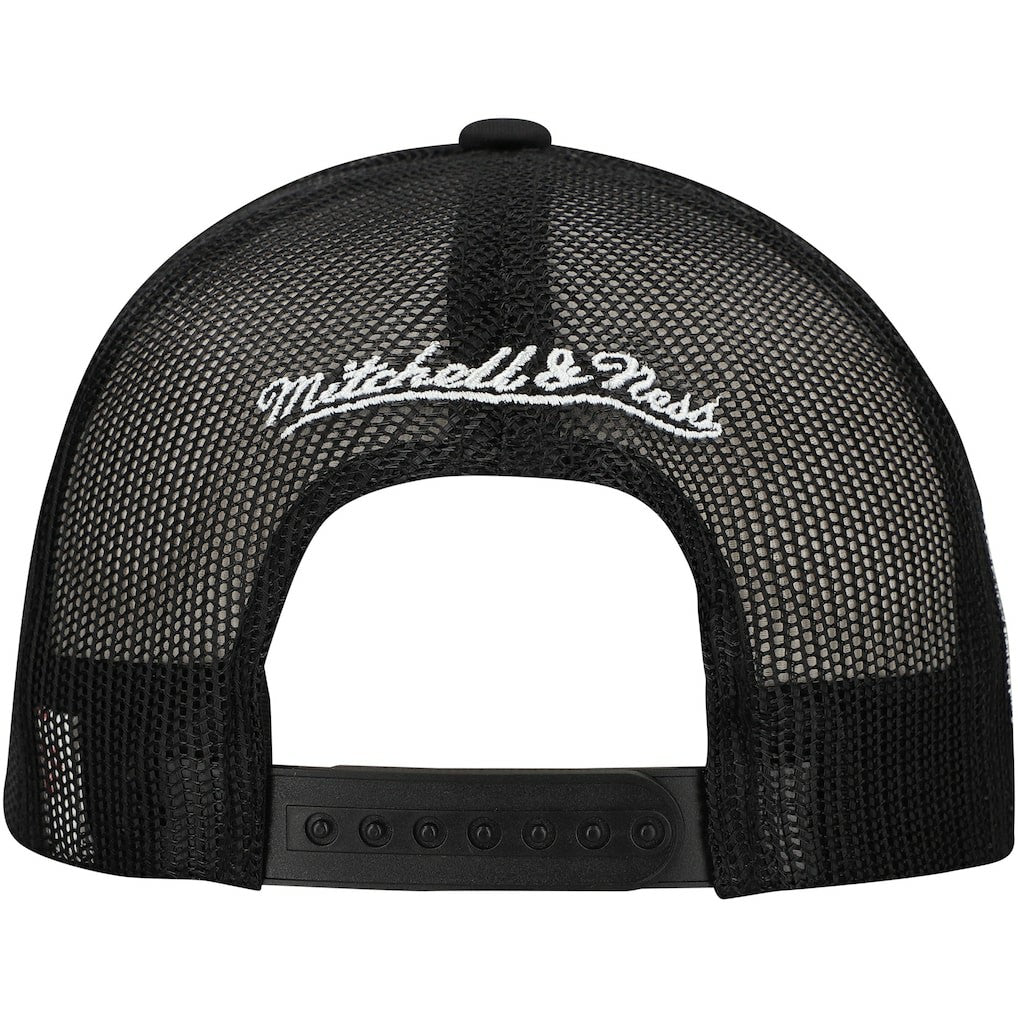 Mitchell & Ness - Brooklyn Nets Script Trucker Adjustable Hat - Black