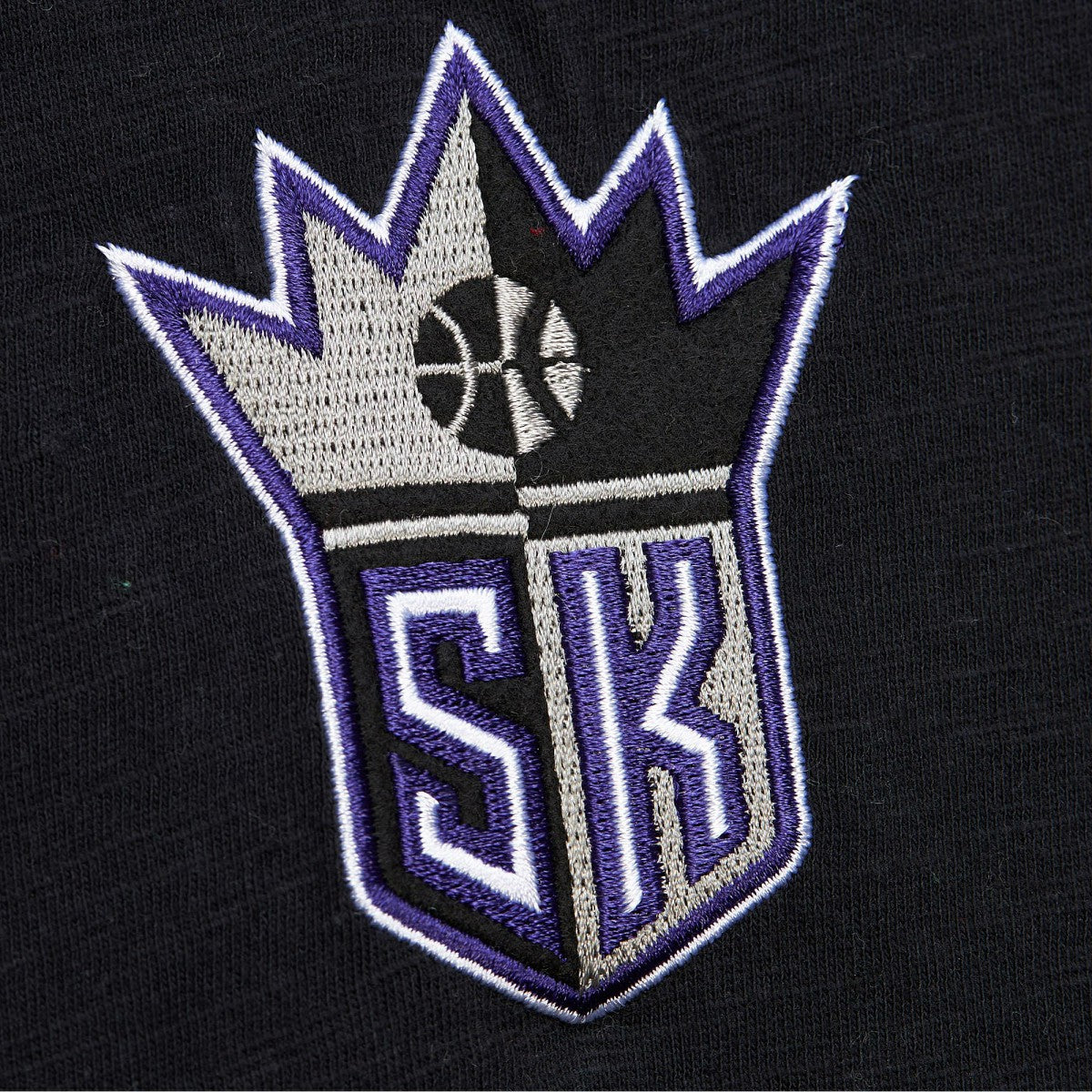 Mitchell & Ness - Sacramento Kings Hardwood Classics Felt Applique Slub T-Shirt - Black