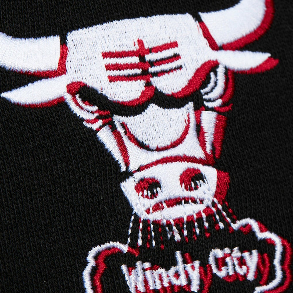 Mitchell & Ness - Chicago Bulls Women's Hardwood Classics Cropped Pullover Hoodie - Black