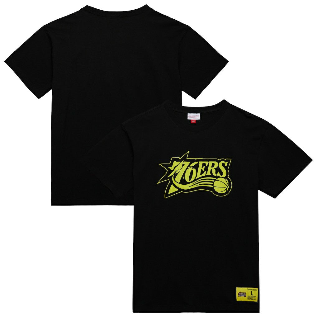 Mitchell & Ness - Philadelphia 76ers Hardwood Classics Neon Nights Premium T-Shirt - Black