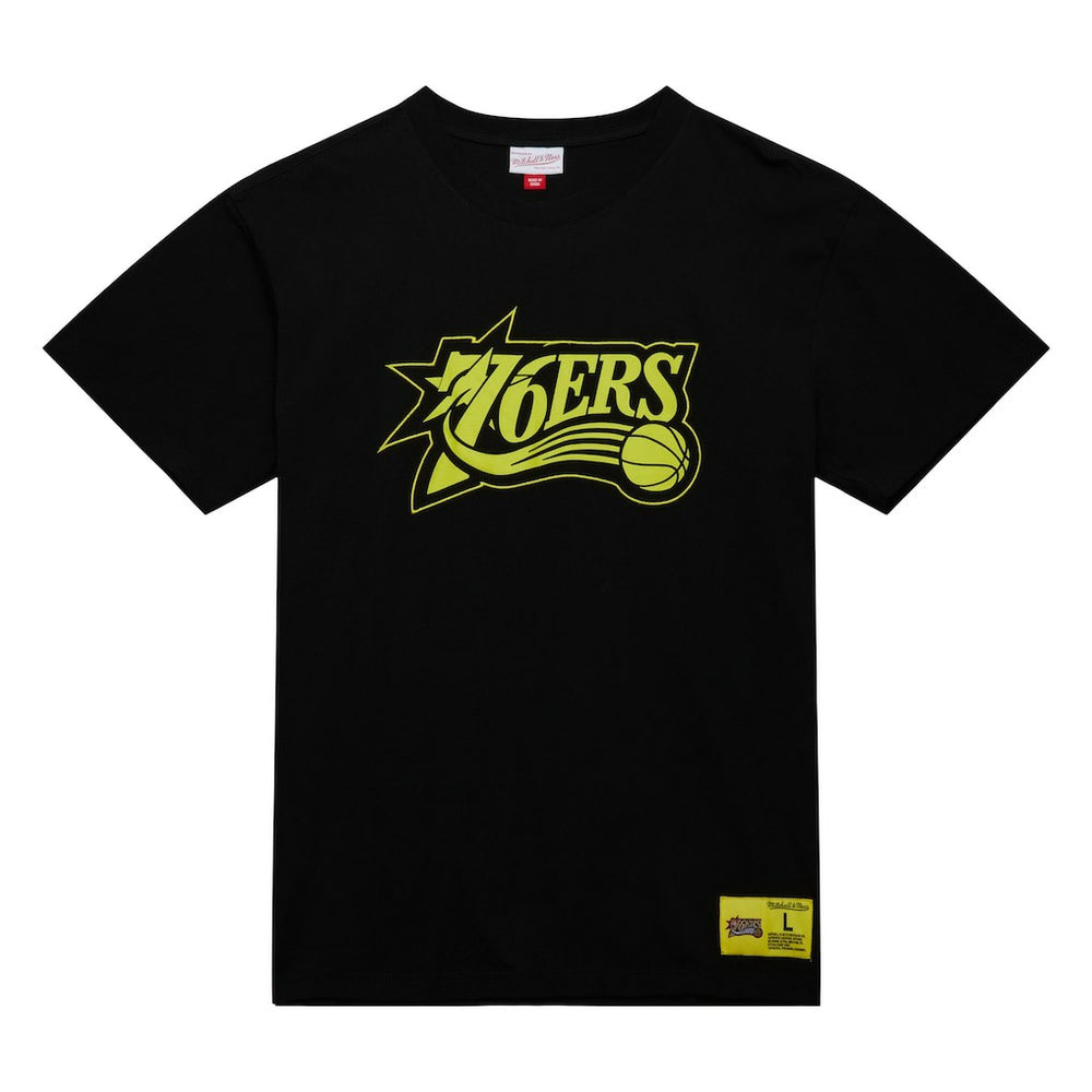 Mitchell & Ness - Philadelphia 76ers Hardwood Classics Neon Nights Premium T-Shirt - Black