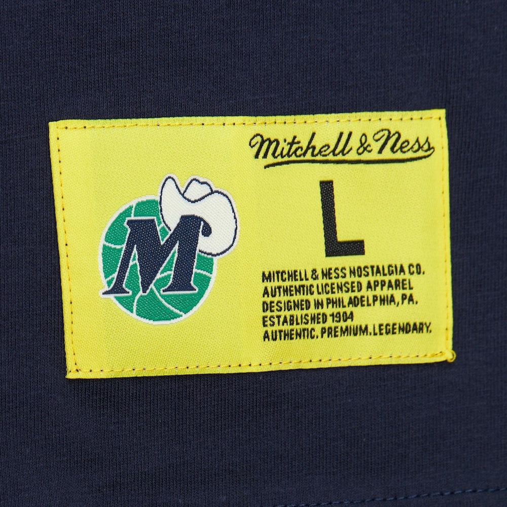 Mitchell & Ness - Dallas Mavericks Hardwood Classics Neon Nights Premium T-Shirt - Navy
