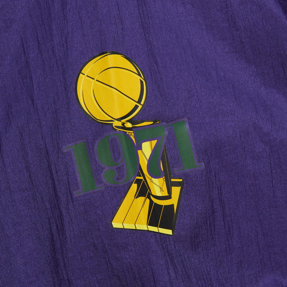 Mitchell & Ness - Milwaukee Bucks Unisex Hardwood Classics Team OG 3.0 Anorak Half-Zip Windbreaker Jacket - Purple